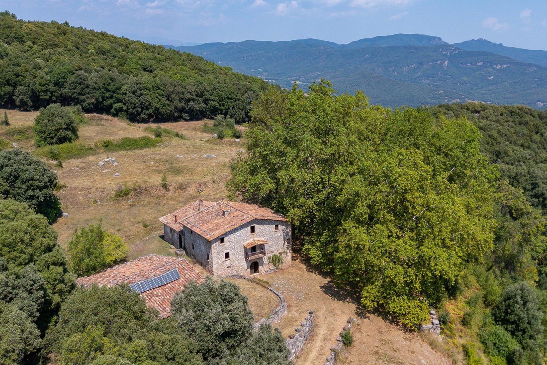 Country House in Sant Feliu de Pallerols, Catalonia, Spain 2 - 18703857