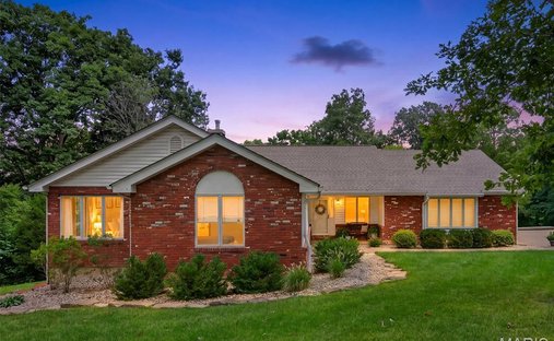 House in Defiance, Missouri, United States 1