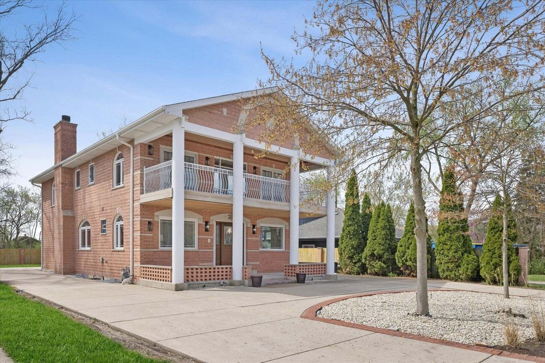House in La Grange, Illinois, United States 2 - 18703604
