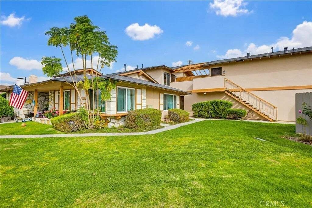 Huntington Beach, California, United States 1 - 18708642