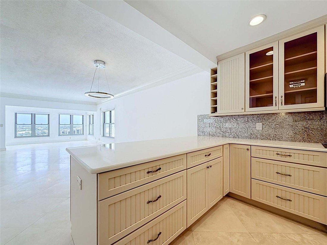 Condo in St. Pete Beach, Florida, United States 4 - 18713860