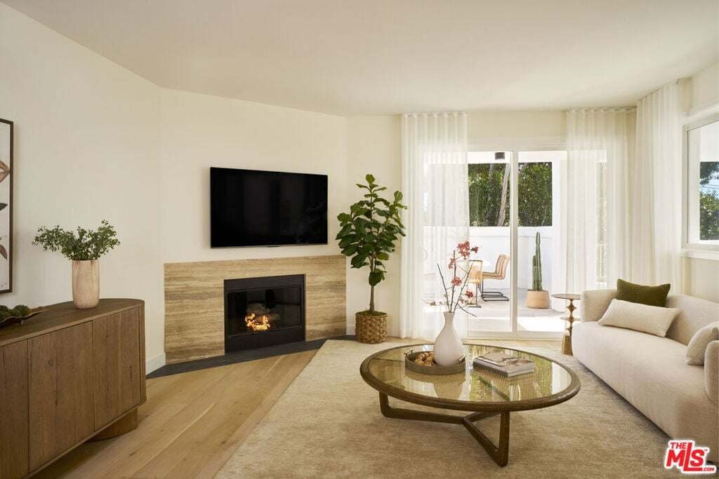 Condo in Malibu, California, United States 1 - 18705298