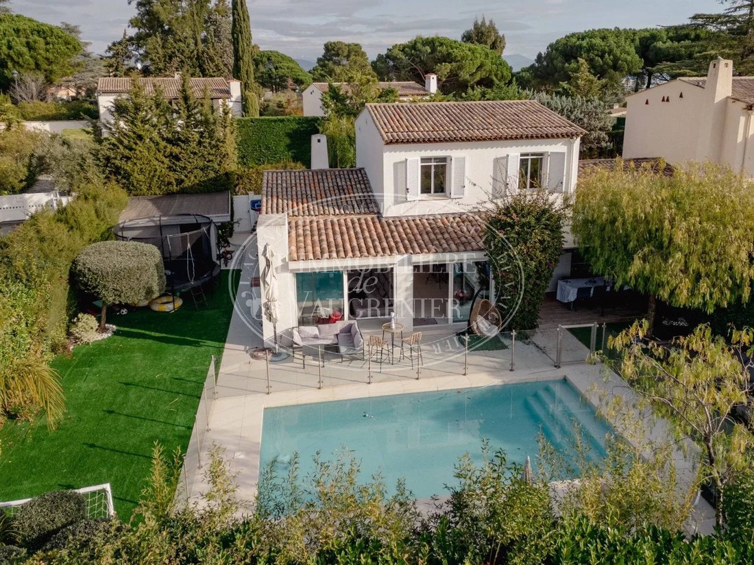 House in Route de Grasse, Villeneuve-Loubet, France 1 - 17367078