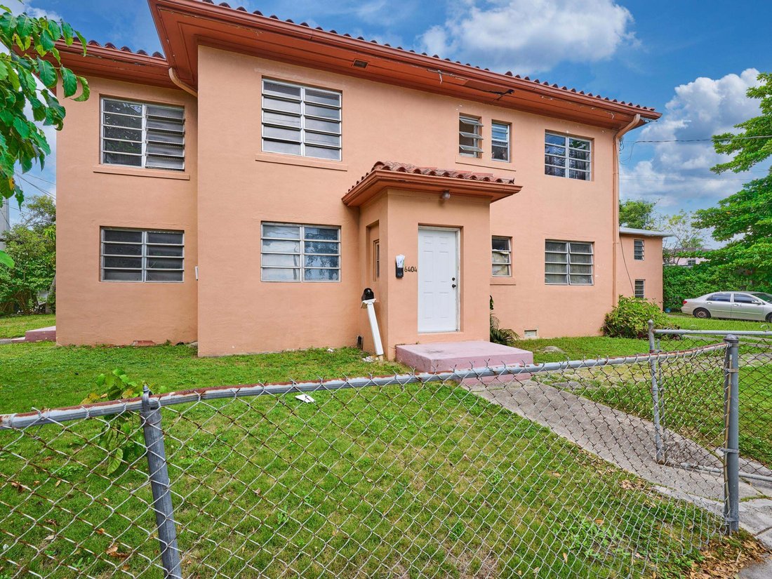 Miami, Florida, United States 1 - 18701429