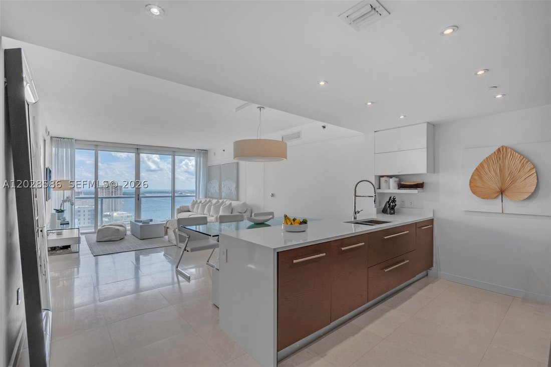 Condo in Miami, Florida, United States 1 - 18709340