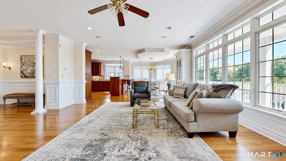 Condo in Milford, Connecticut, United States 3 - 18709959