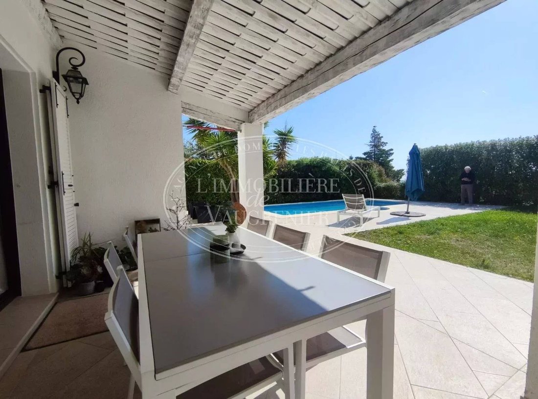 Villa in Route de Grasse, Villeneuve-Loubet, France 2 - 16012608