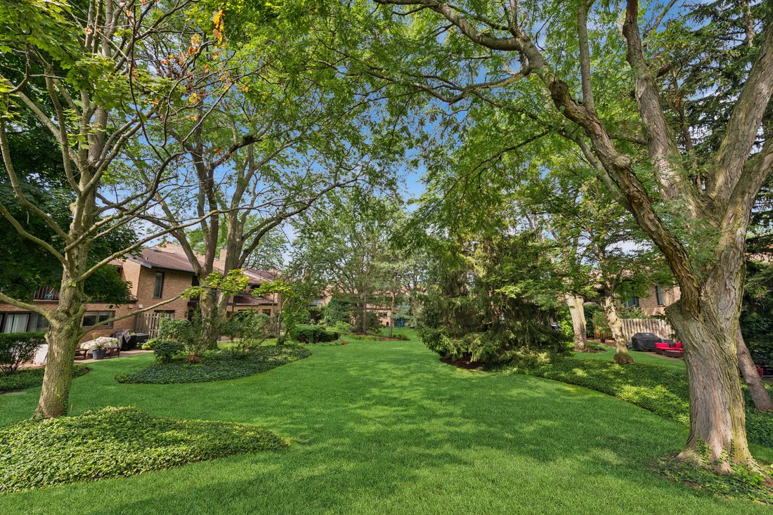 Townhouse in Glenview, Illinois, United States 2 - 18709048