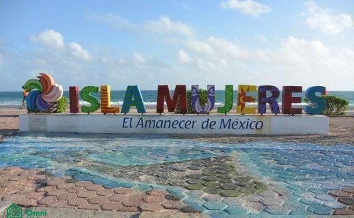 Land in Isla Mujeres, Quintana Roo, Mexico 1