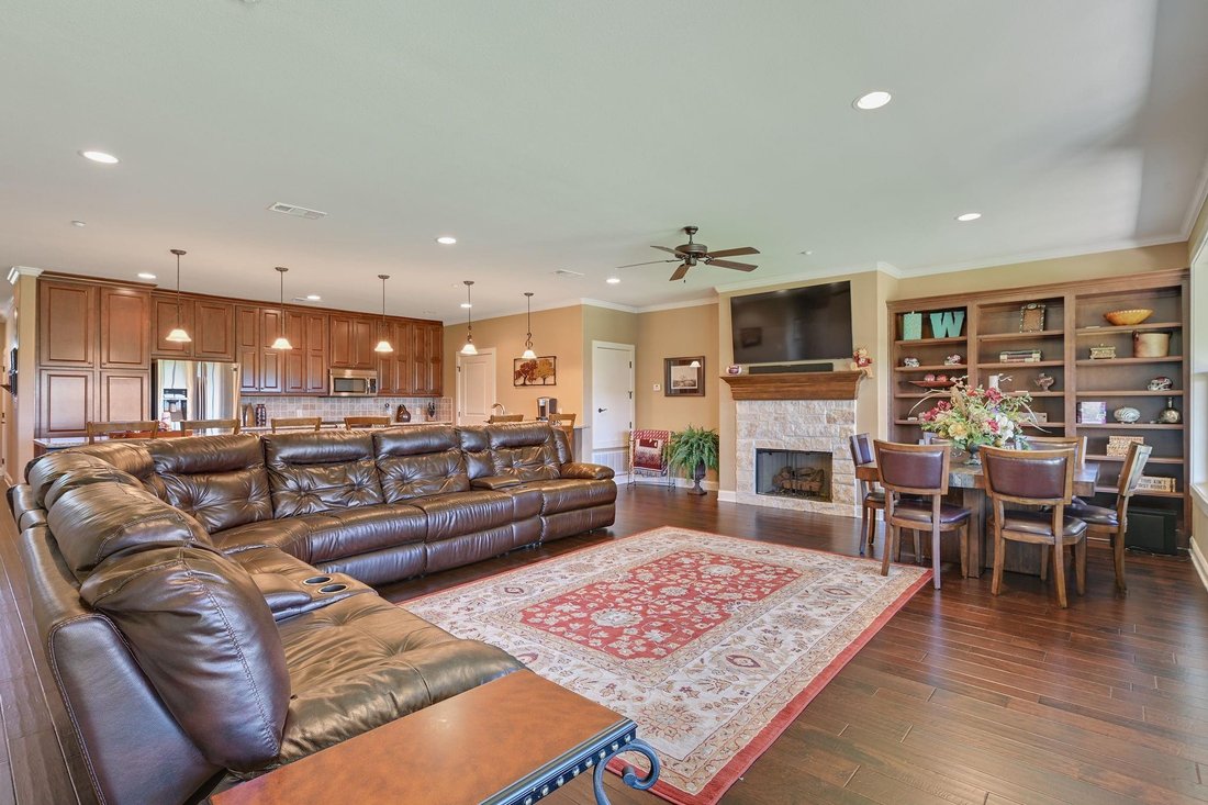 Condo in Bryan, Texas, United States 2 - 18703817