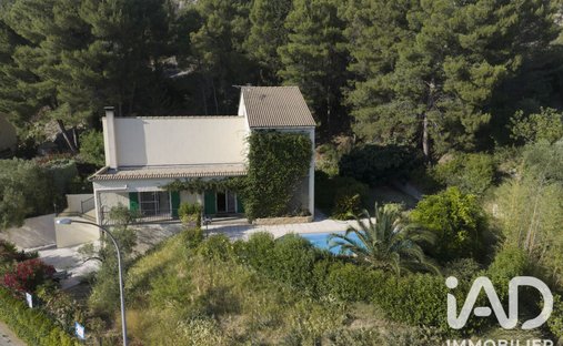 Haus in Aramon, Okzitanien, Frankreich 1
