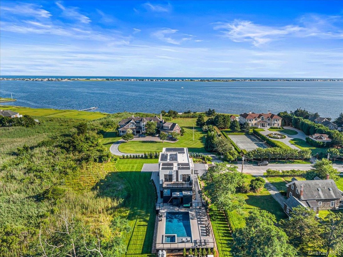 House in Westhampton, New York, United States 1 - 18713018
