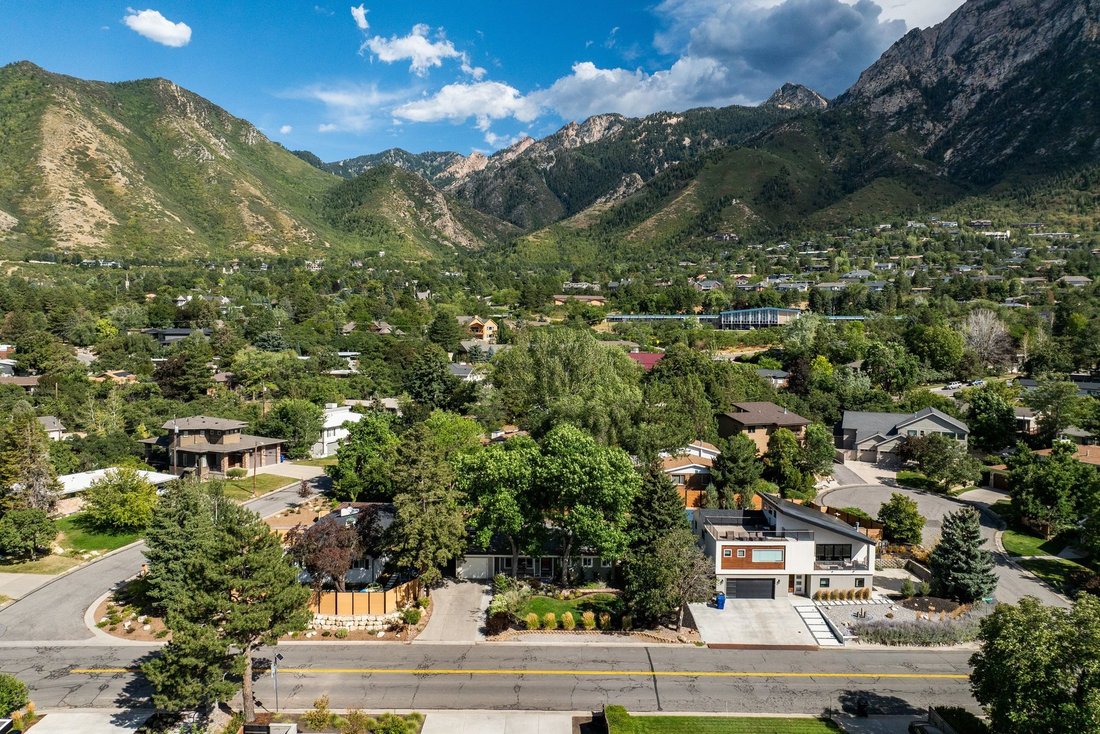 House in Holladay, Utah, United States 2 - 18704891