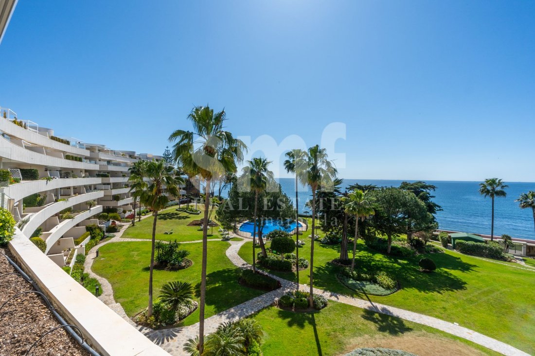 Apartment in Estepona, Andalusia, Spain 1 - 18703979