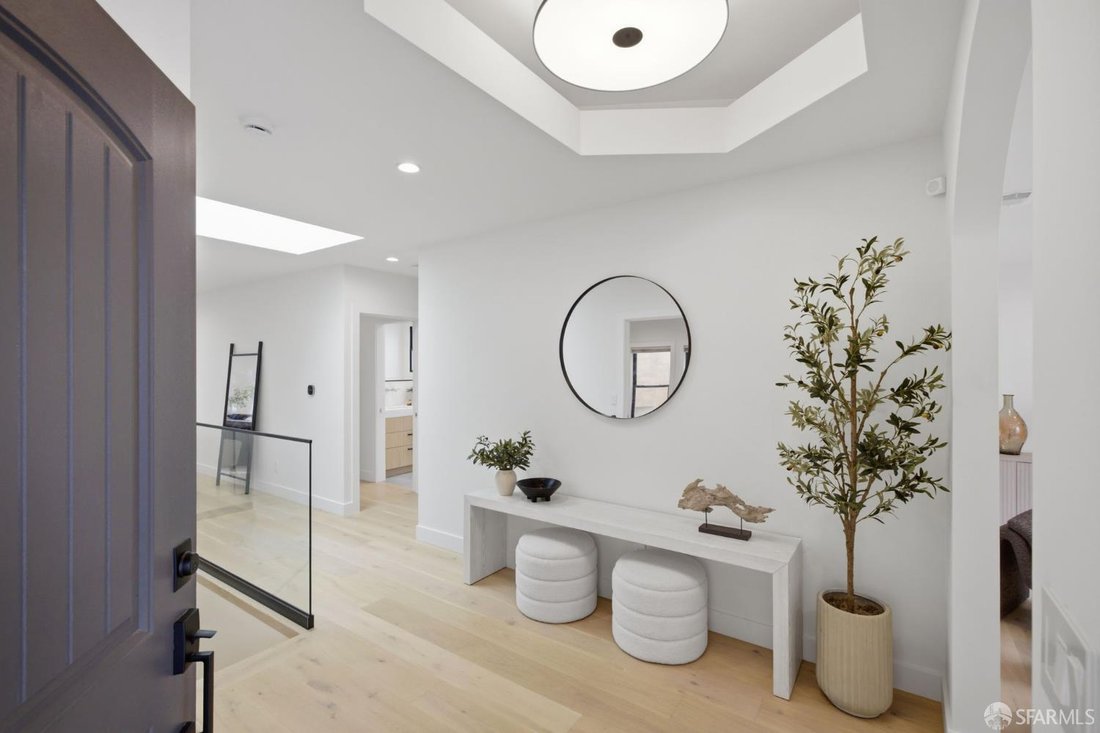 House in San Francisco, California, United States 5 - 18705065