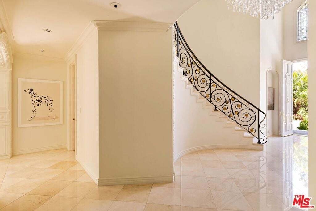 House in Los Angeles, California, United States 4 - 18705305