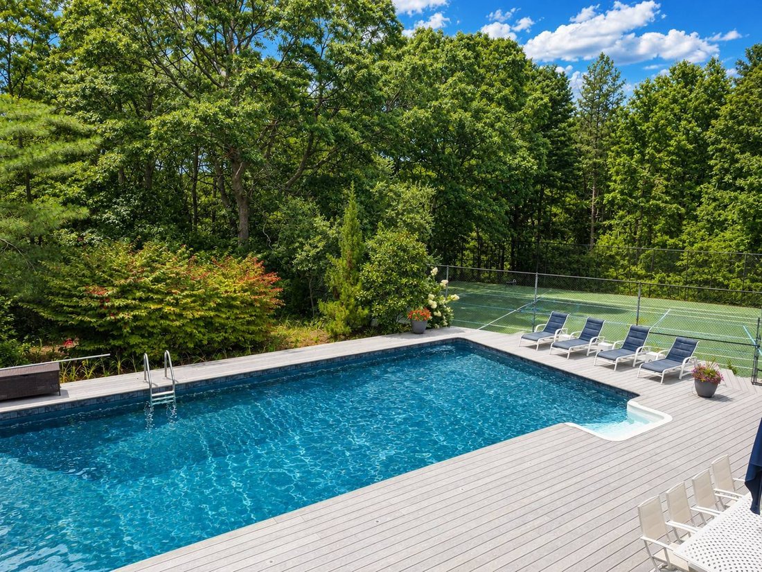 House in East Quogue, New York, United States 1 - 18705126