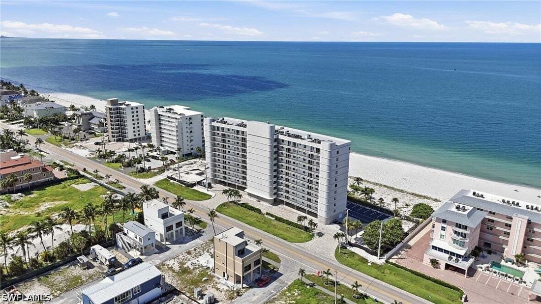 Condo in Bonita Springs, Florida, United States 3 - 18709981