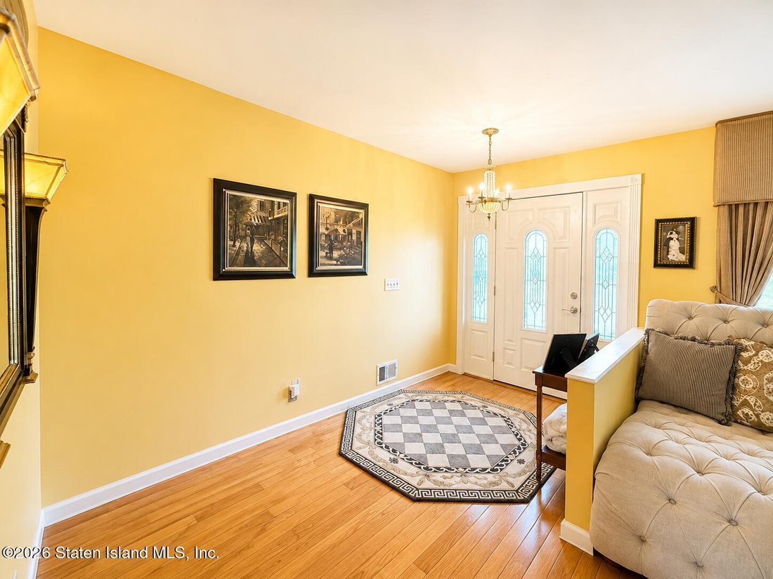 House in New York, New York, United States 5 - 18703267