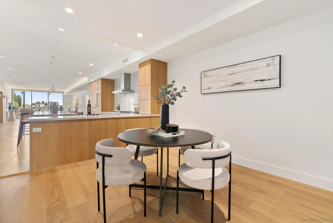 Condo in San Diego, California, United States 4 - 18713694