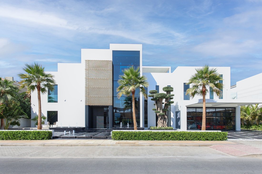 Villa in Palm Jumeirah, Dubai, United Arab Emirates 1 - 18425673