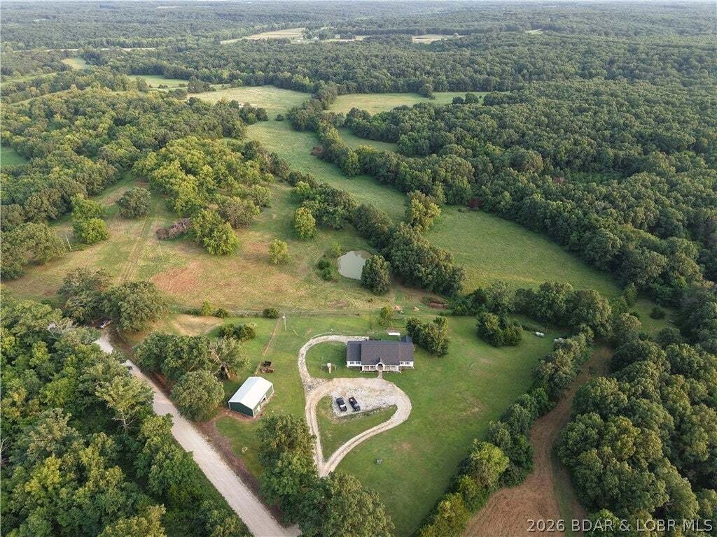 House in Cole Camp, Missouri, United States 2 - 18708402