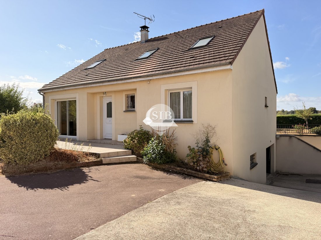 House in Longpont-sur-Orge, Ile-de-France, France 2 - 18708298