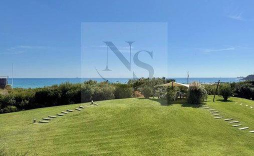 Estate in Ramatuelle, Provence-Alpes-Côte d'Azur, France 1