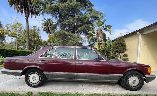 1986 Mercedes-Benz 420SEL in Glendale, United States 1