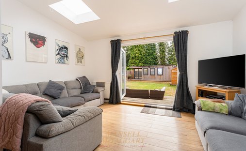 House in Horley, England 1
