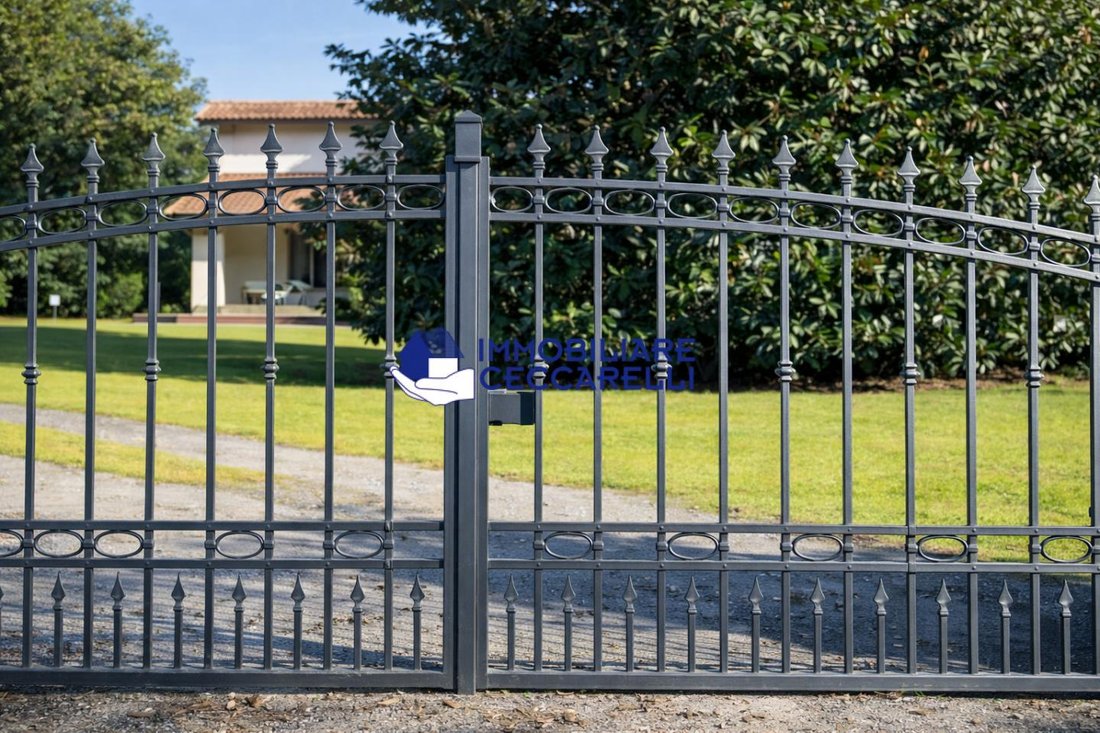 Villa in Ronchi, Massa, Italy 4 - 18706925