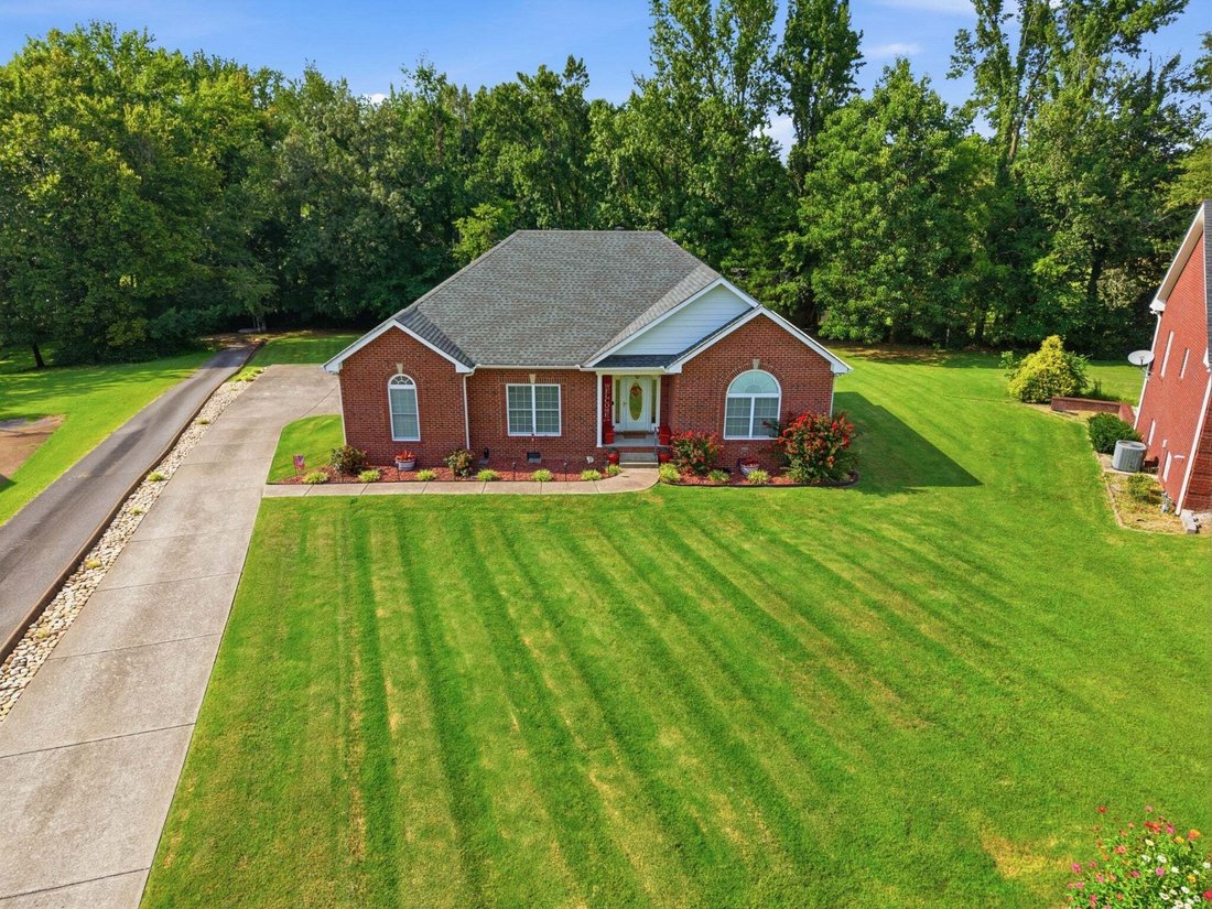 House in Greenbrier, Tennessee, United States 3 - 18706284