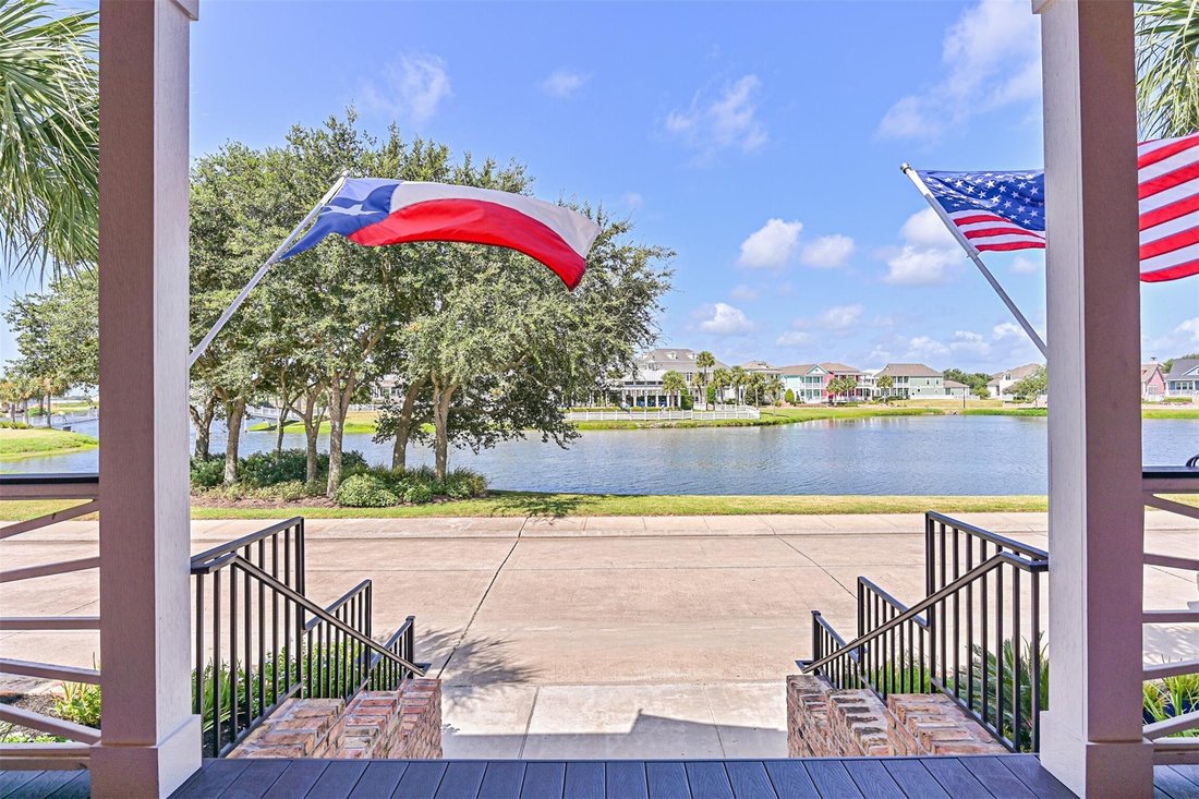 House in Galveston, Texas, United States 3 - 18708861