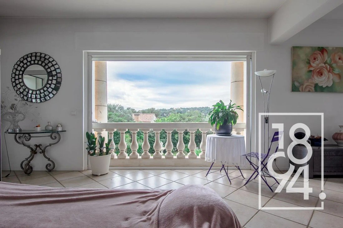 House in Coste Chaude-Mauveou, La Seyne-sur-Mer, France 4 - 17348459