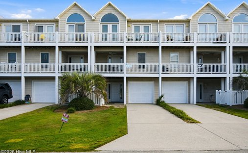 Maison de ville à Kure Beach, Caroline du Nord, États-Unis 1