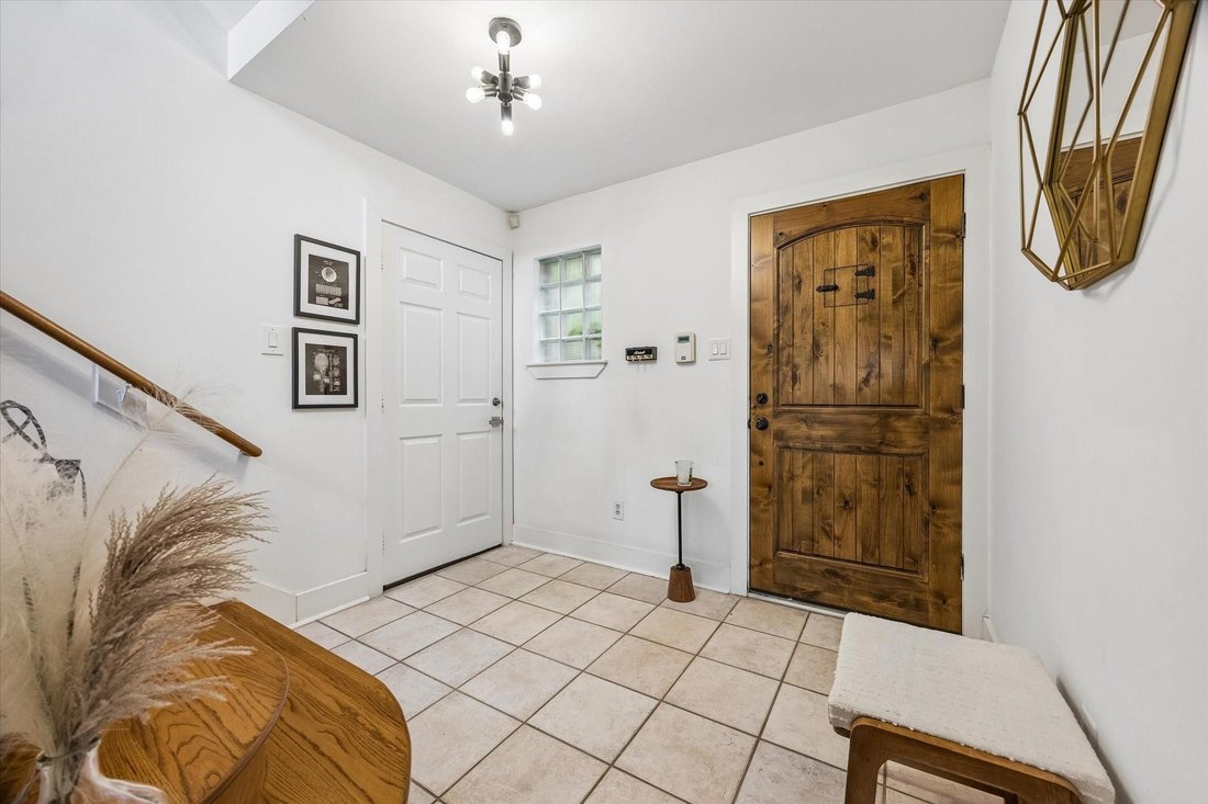 House in Houston, Texas, United States 3 - 18713955