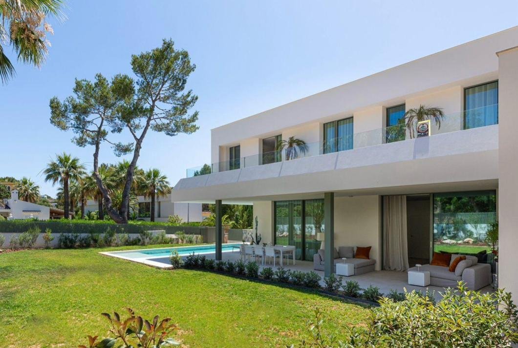 Villa in Santa Ponsa, Balearic Islands, Spain 1 - 18706086