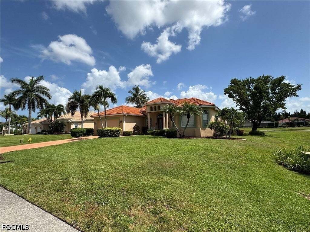 House in Cape Coral, Florida, United States 3 - 18705192