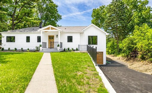 House in Powers Lake, Wisconsin, United States 1