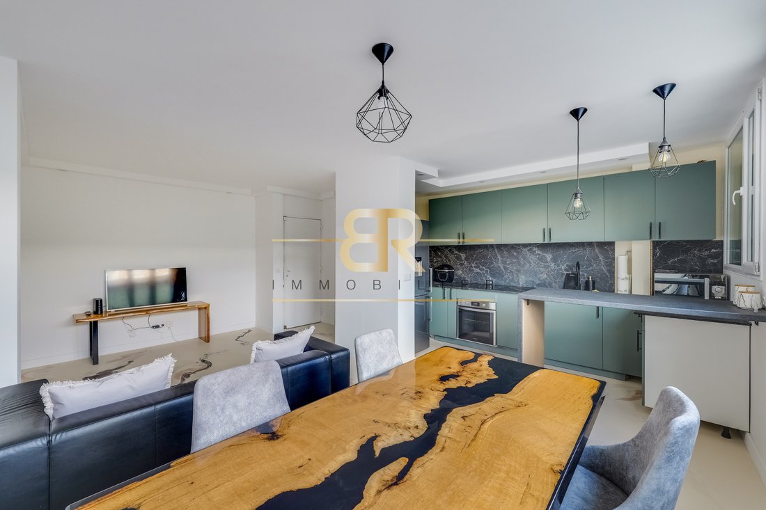 Apartment in Bois-Colombes, Ile-de-France, France 1 - 18706995