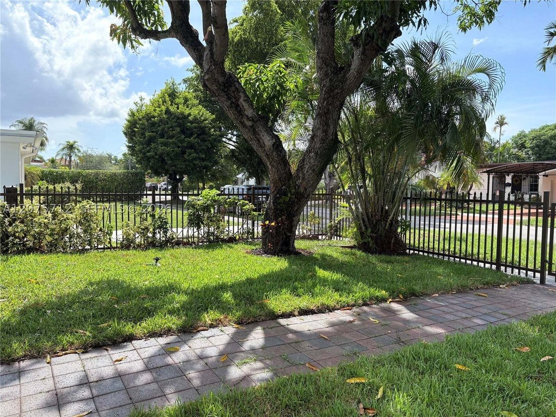 House in Coral Gables, Florida, United States 2 - 18706038