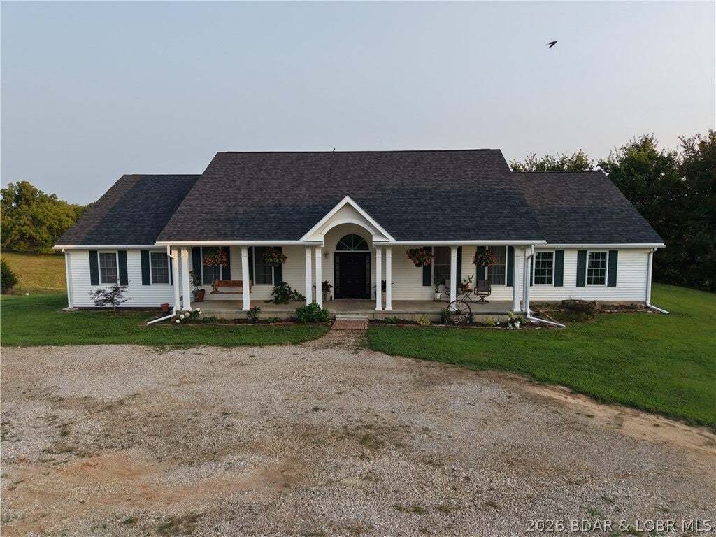 House in Cole Camp, Missouri, United States 3 - 18708402