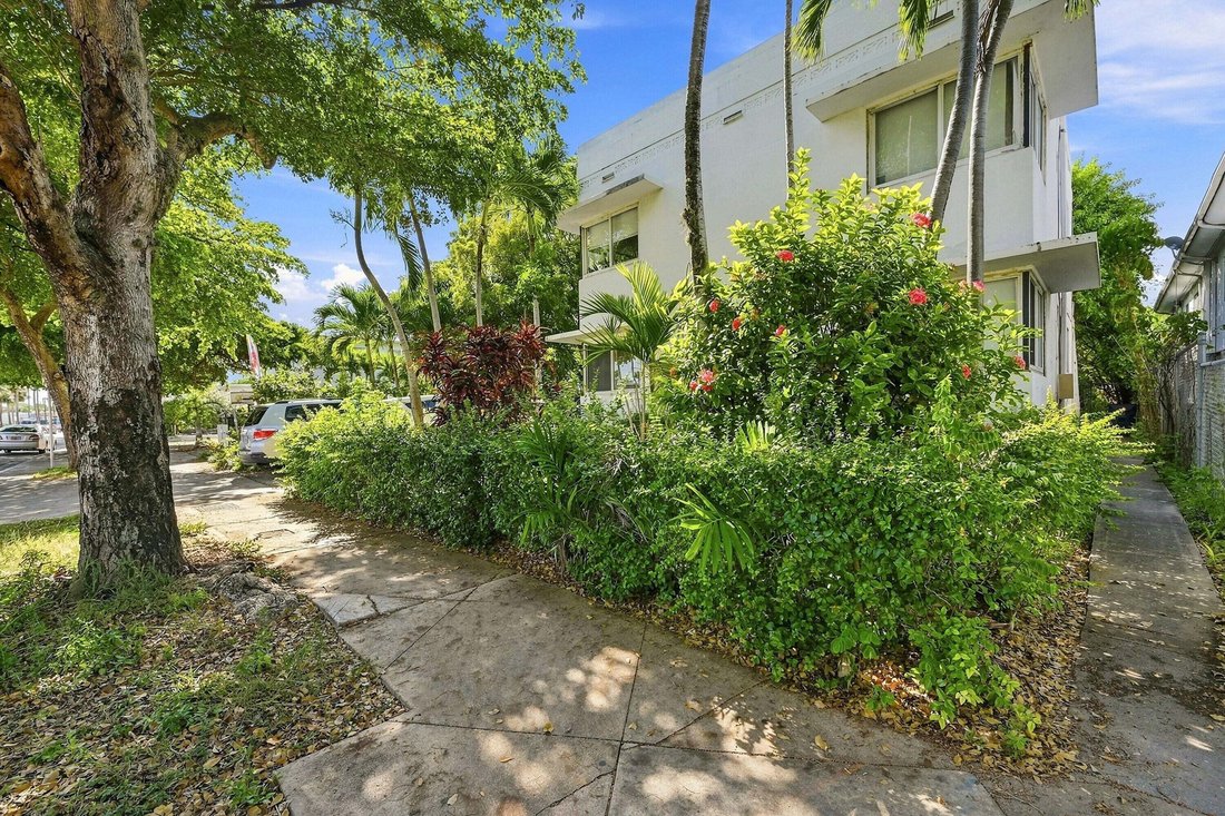 Miami Beach, Florida, United States 3 - 18706076