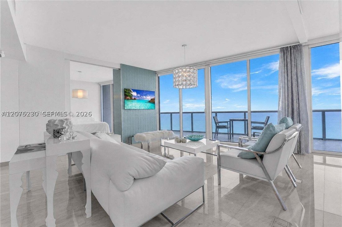 Condo in Golden Beach, Florida, United States 1 - 18703126