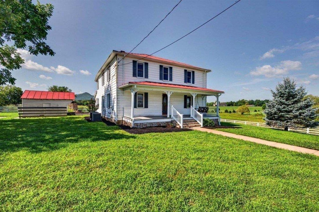 House in Stanley, Virginia, United States 2 - 18705843