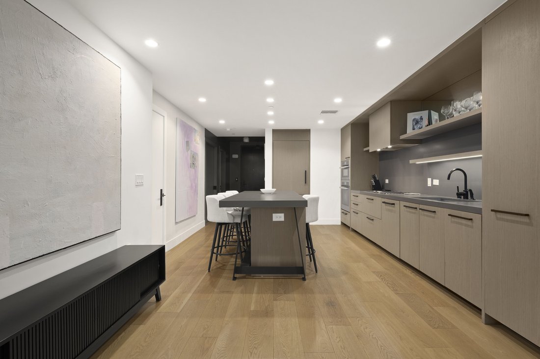 Condo in Los Angeles, California, United States 5 - 18709073