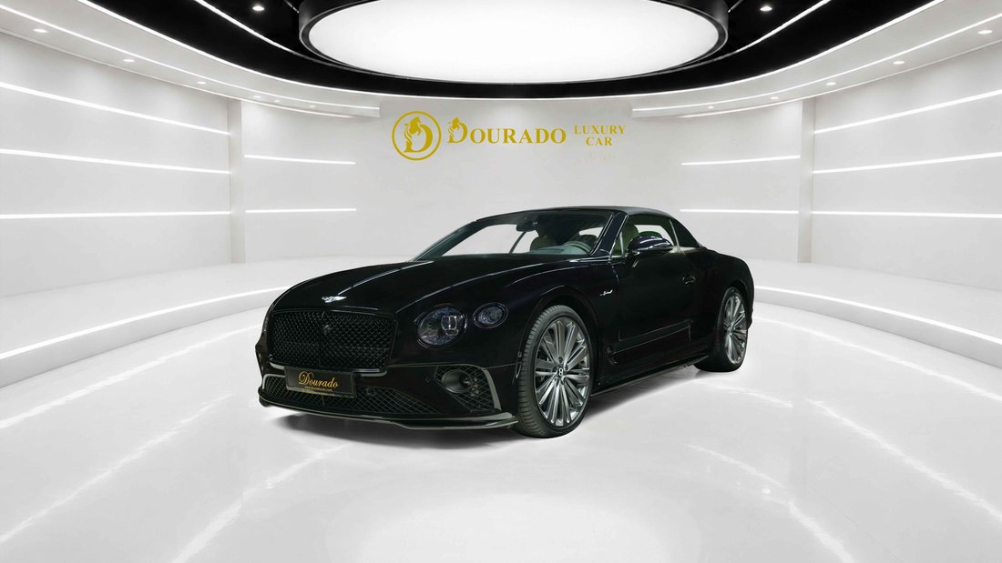 Cabriolet in Dubai, United Arab Emirates 3 - 18684286