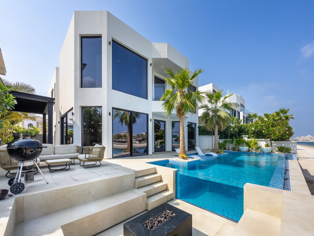 Villa in Palm Jumeirah, Dubai, United Arab Emirates 1 - 18715239