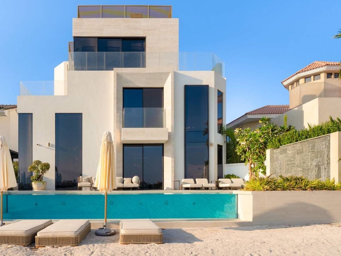 Villa in Palm Jumeirah, Dubai, United Arab Emirates 2 - 18715283