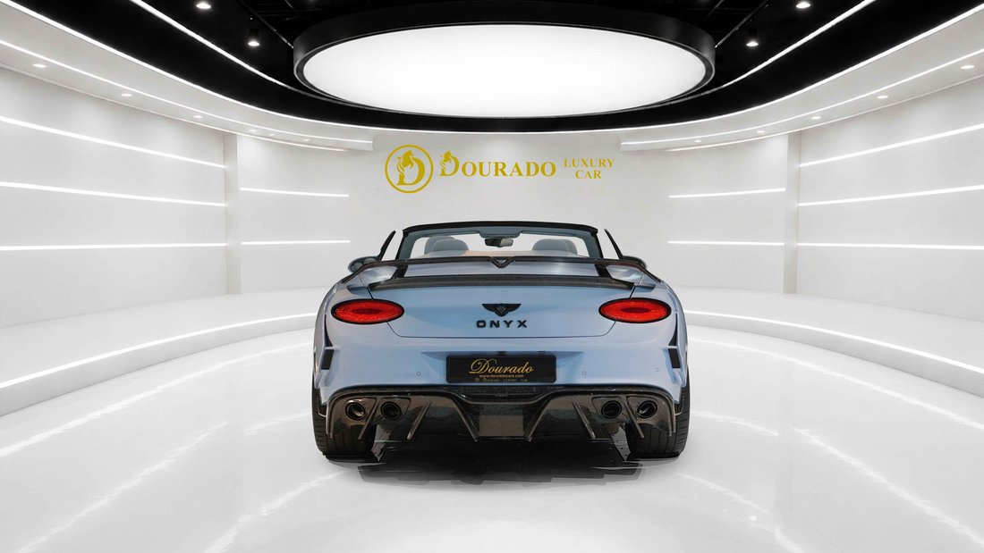Cabriolet in Dubai, United Arab Emirates 5 - 18684384